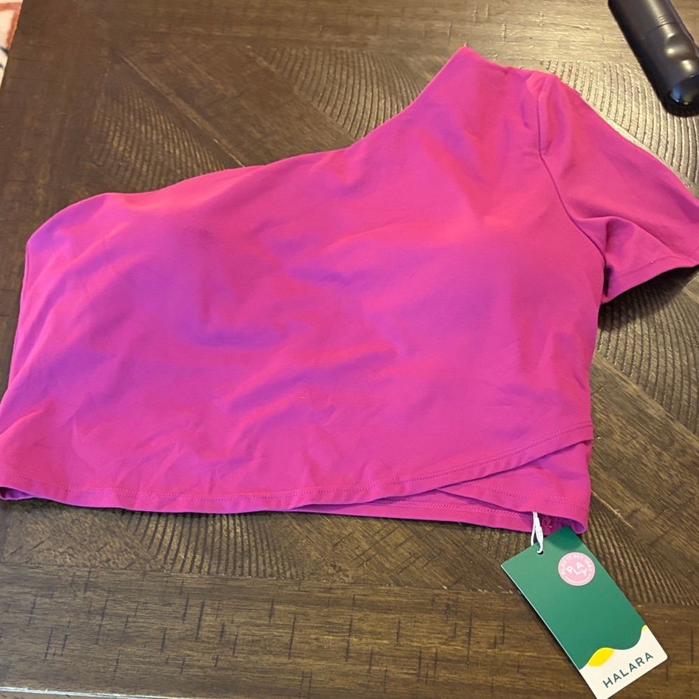 HALARA NWT pink Fuchsia One-Shoulder Top. Built in sports bra. Sold out! RARE L